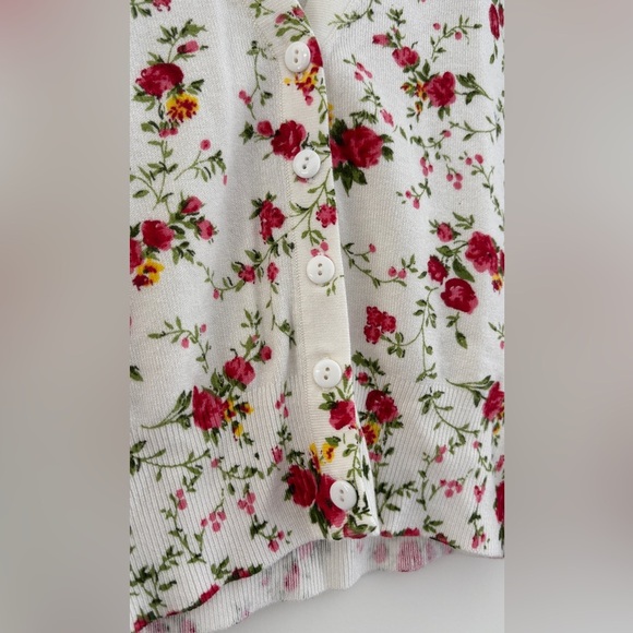 Lora Febian Women's Medium Cropped Cardigan Wildflowers Cottagecore Romantic‎ - Picture 4 of 7